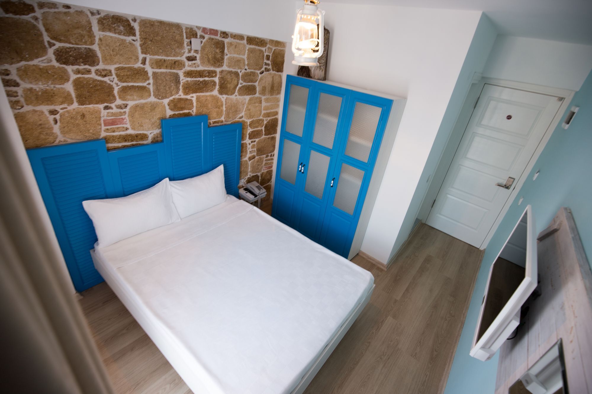 Menendi Otel Фоча Экстерьер фото