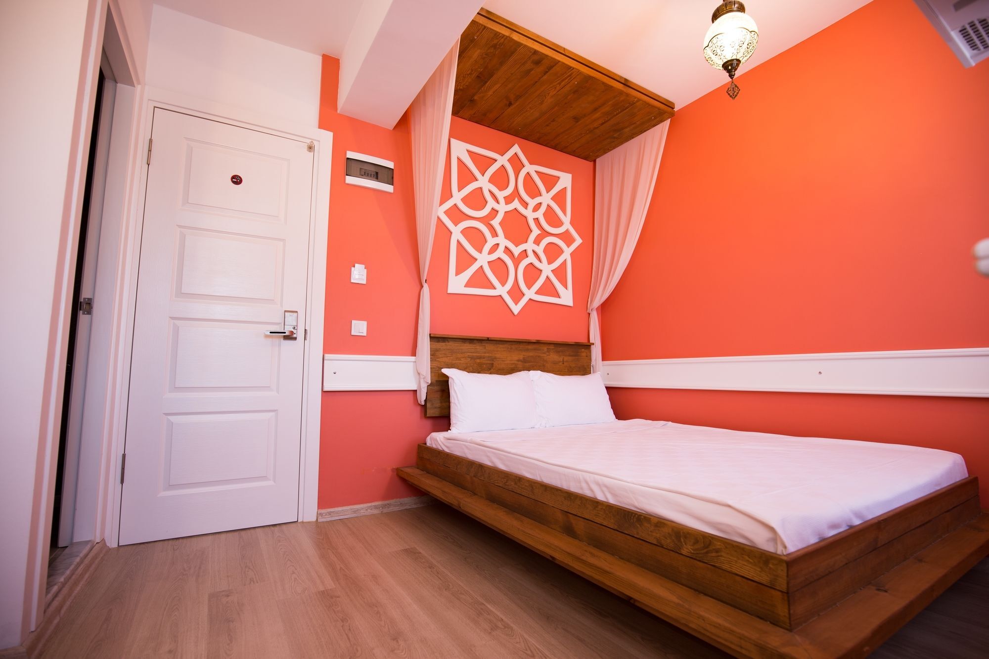 Menendi Otel Фоча Экстерьер фото